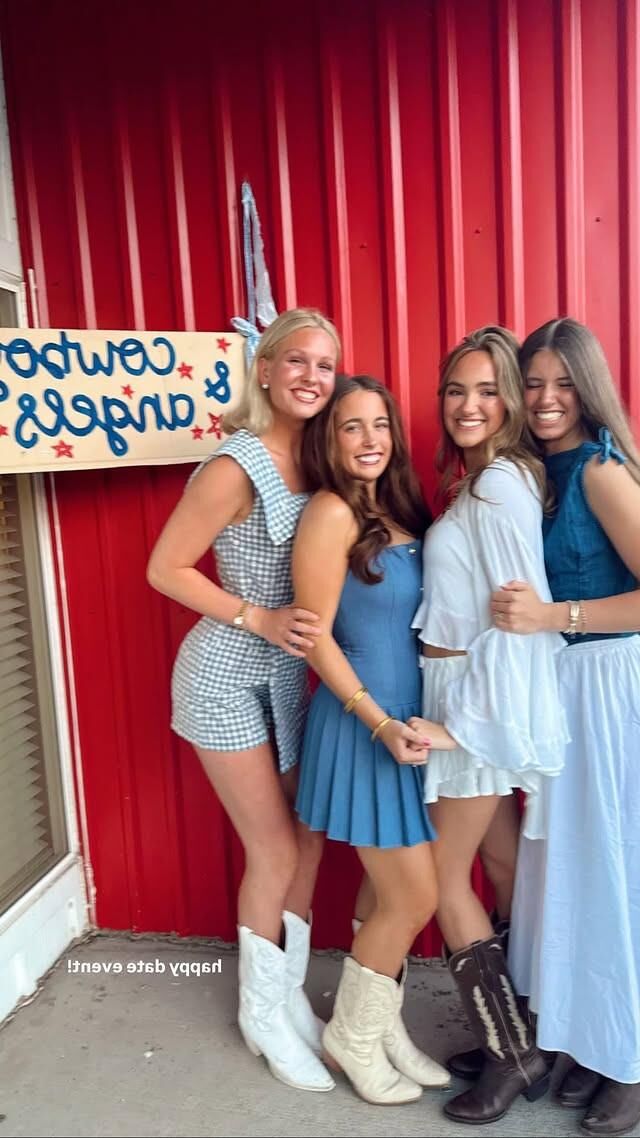 Groups of women 