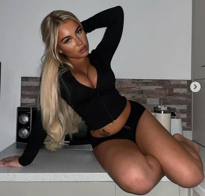 Tanisha Lou 