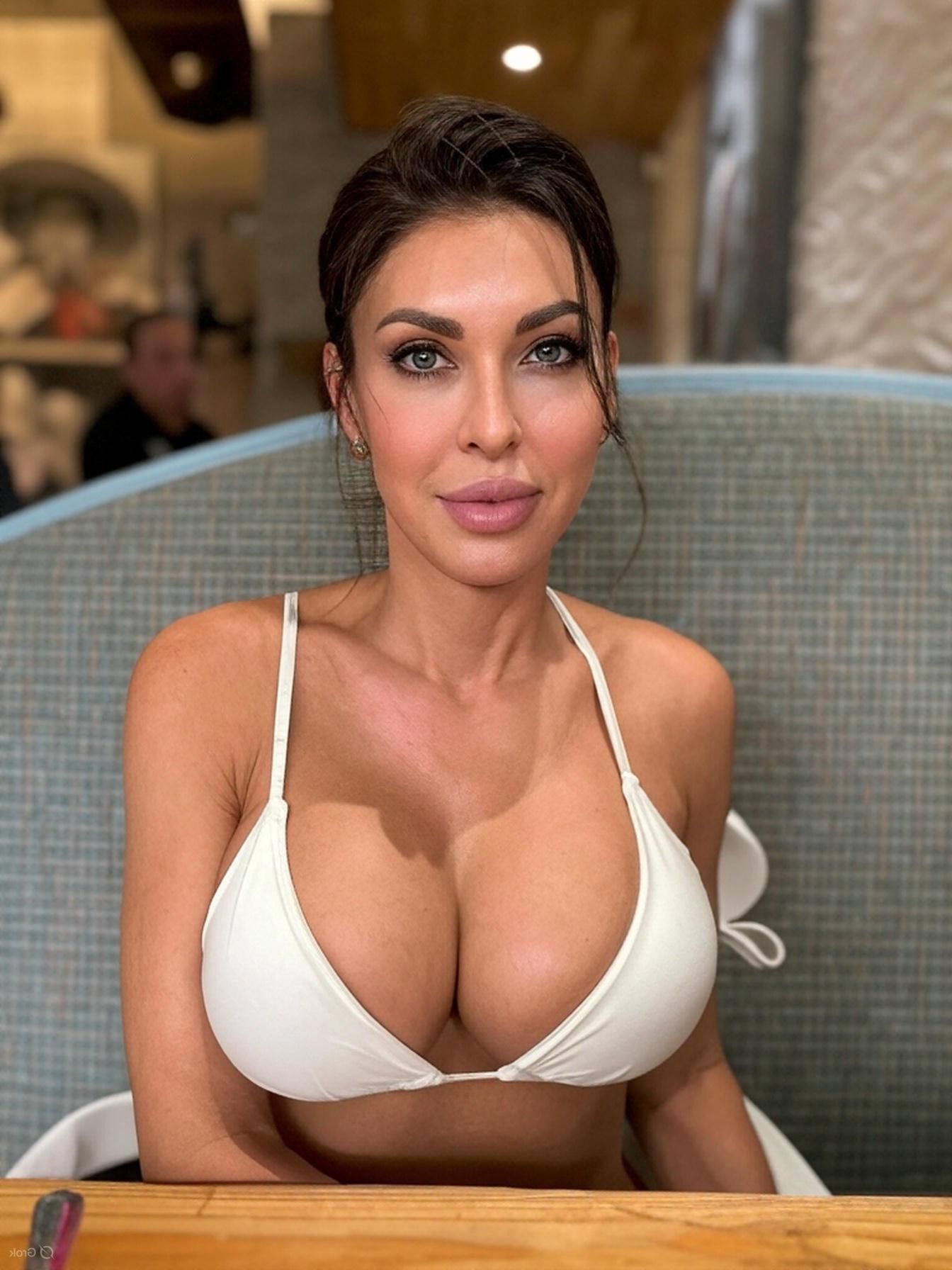 Remove shirt replace with bikini 