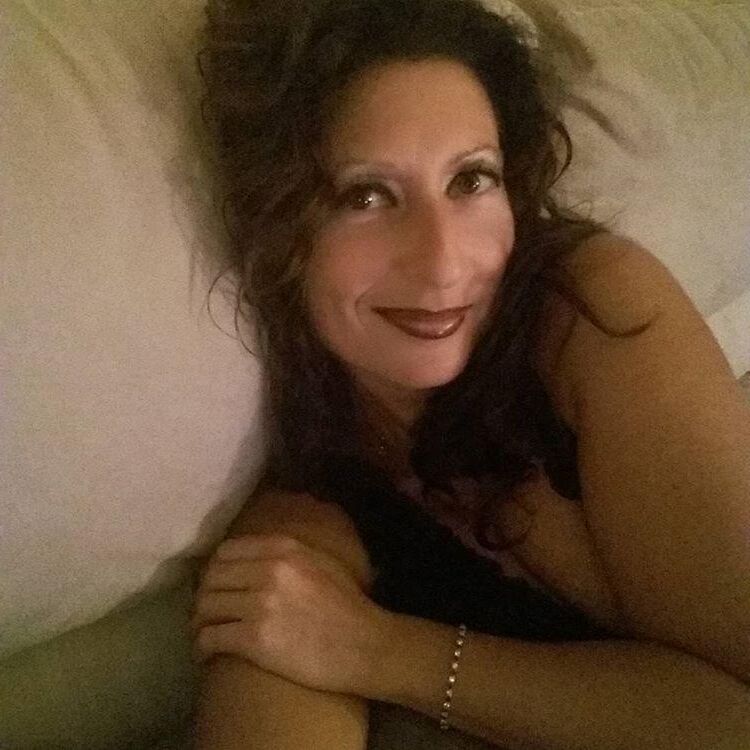 Massive mum mammary glands not nude