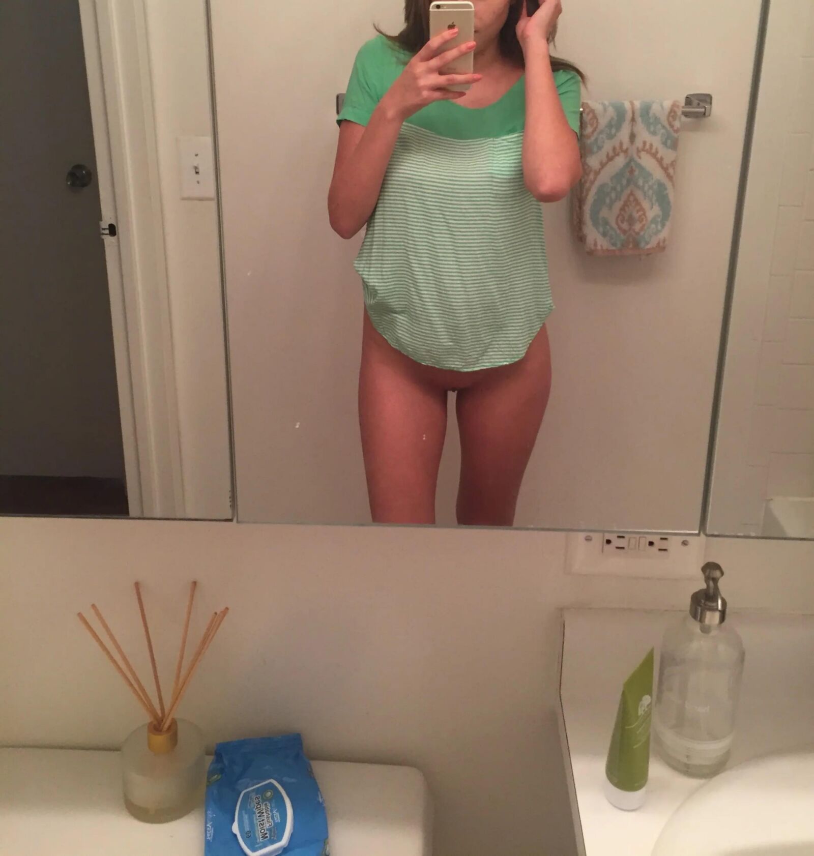 ...... ,,,, ...... Hot Big Tits Selfies amateur .............