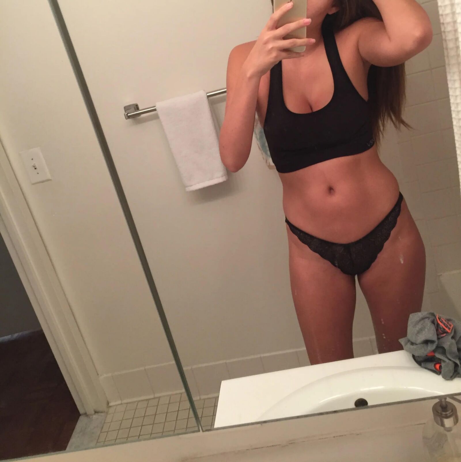 ...... ,,,, ...... Hot Big Tits Selfies amateur .............