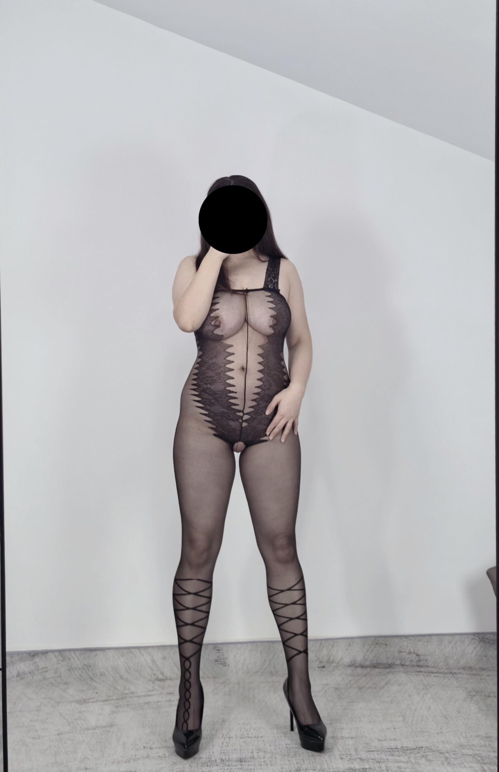 Is my wife sexy in selfies?