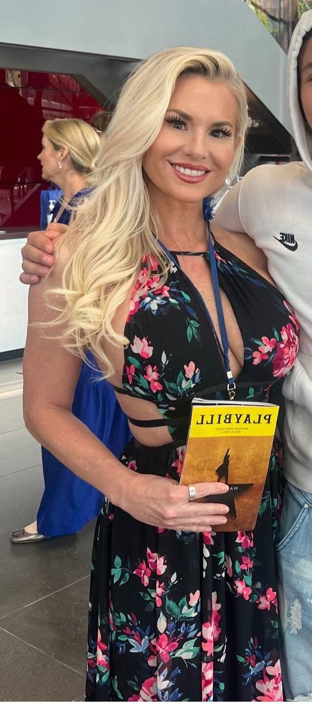Mãe Bimbo Milf
