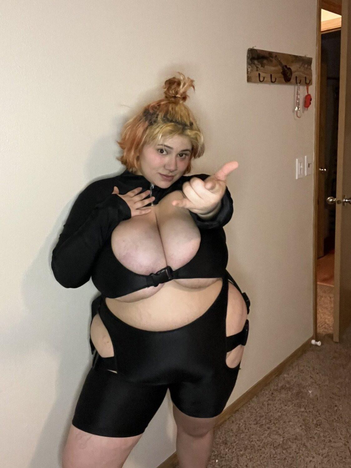 BBW Joka y sus tetas monstruosas