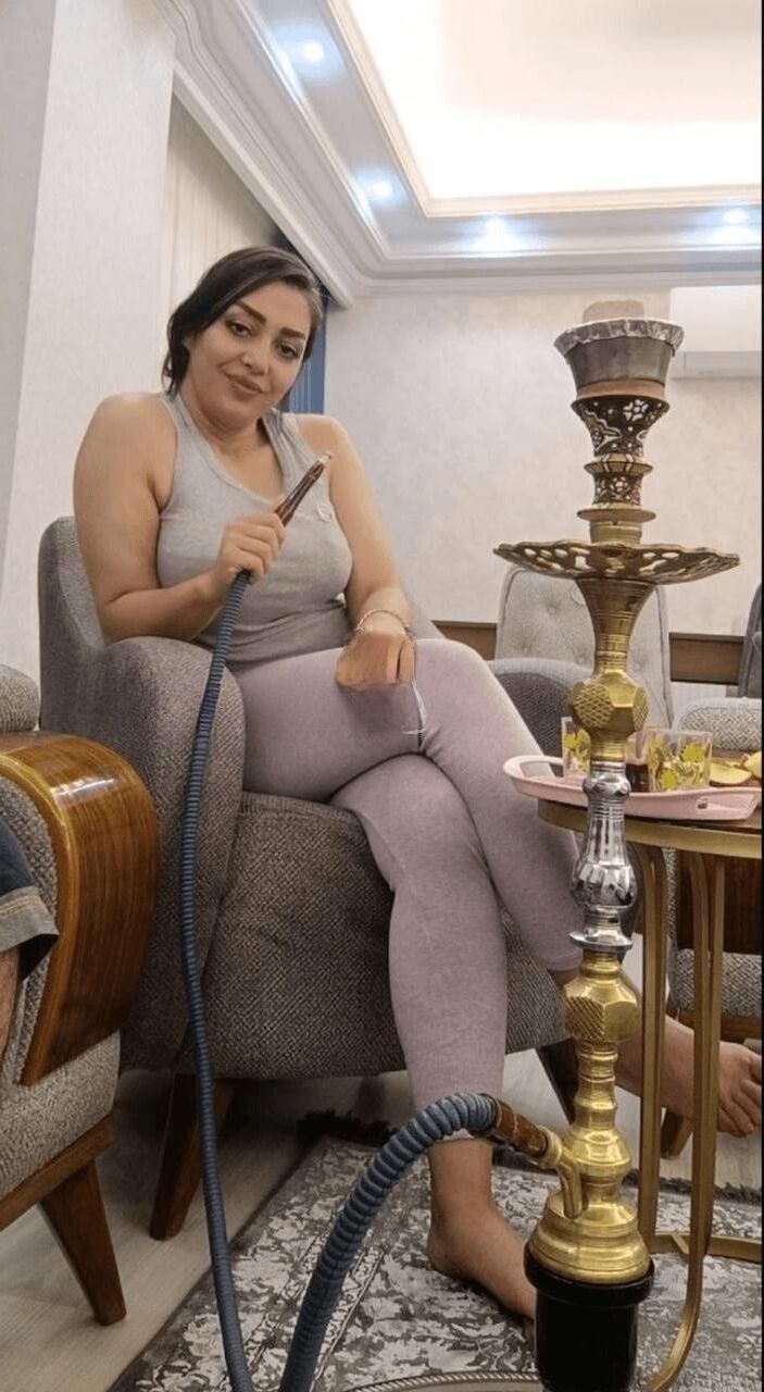 Esposa cachonda iraní