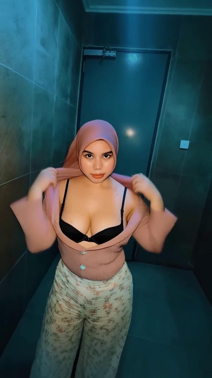 Siti Nurjanah Bugil Indojilbab