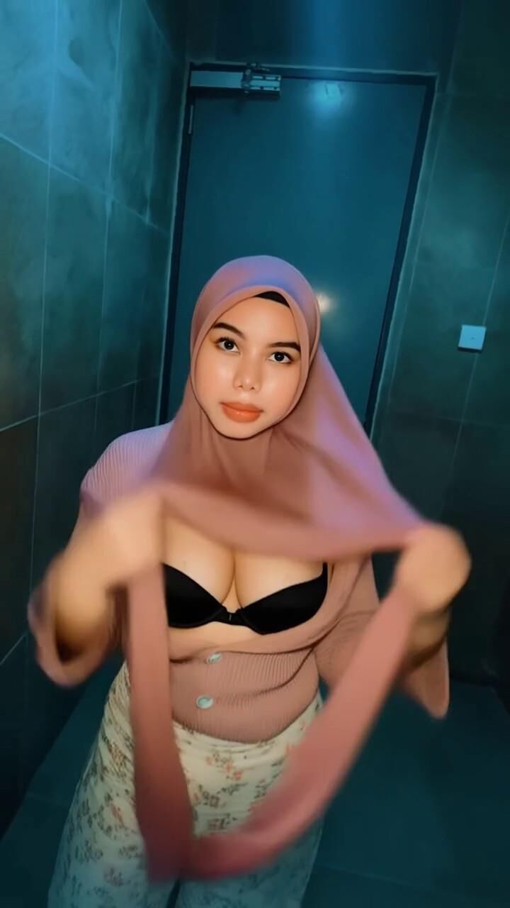 Siti Nurjanah Bugil Indojilbab
