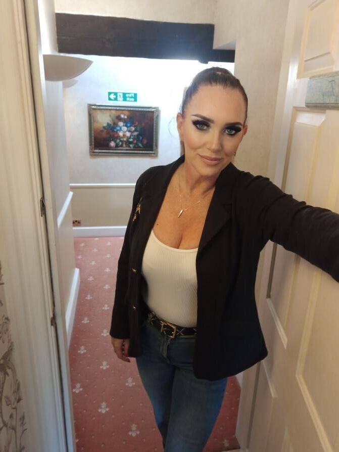 Milf amateur infidèle