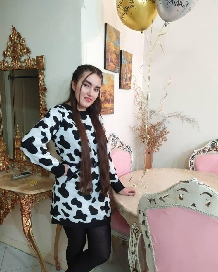 Chica universitaria iraní