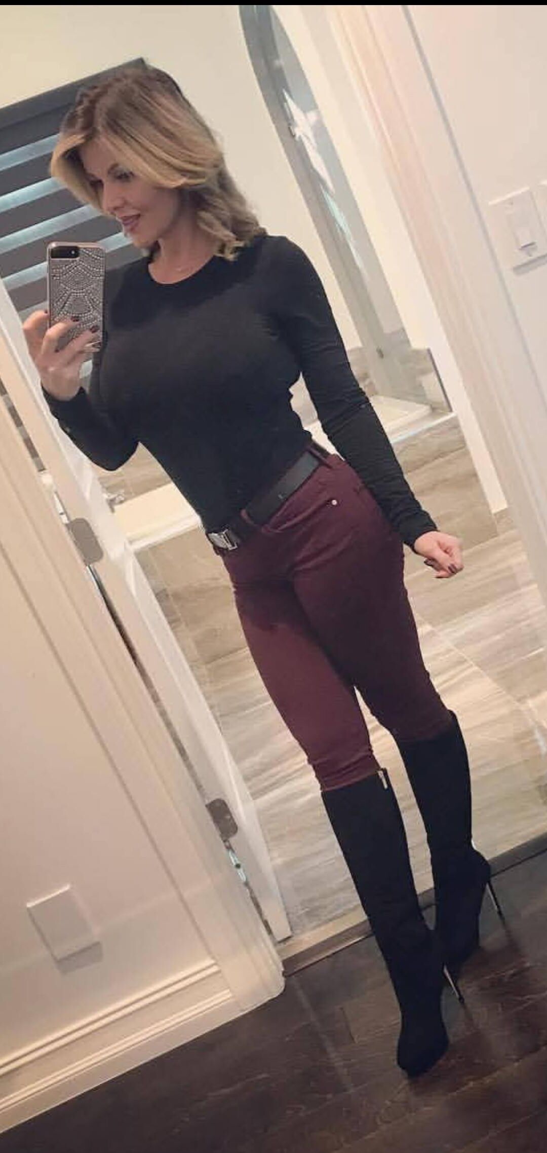 Bimbo Fit Milf Mom