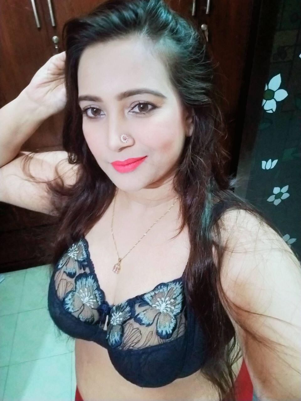 Bangla Milf Frau