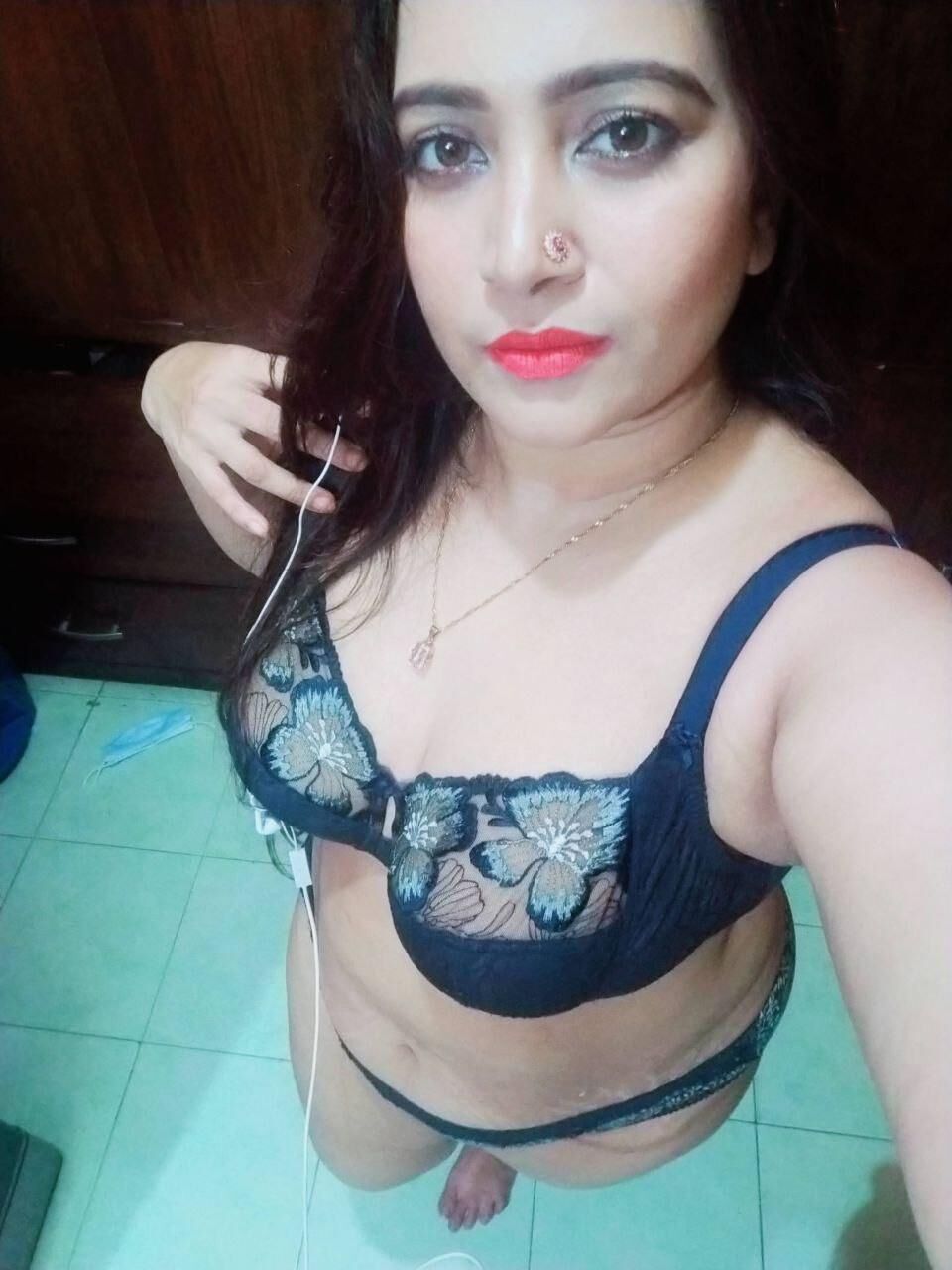 Bangla Milf Frau