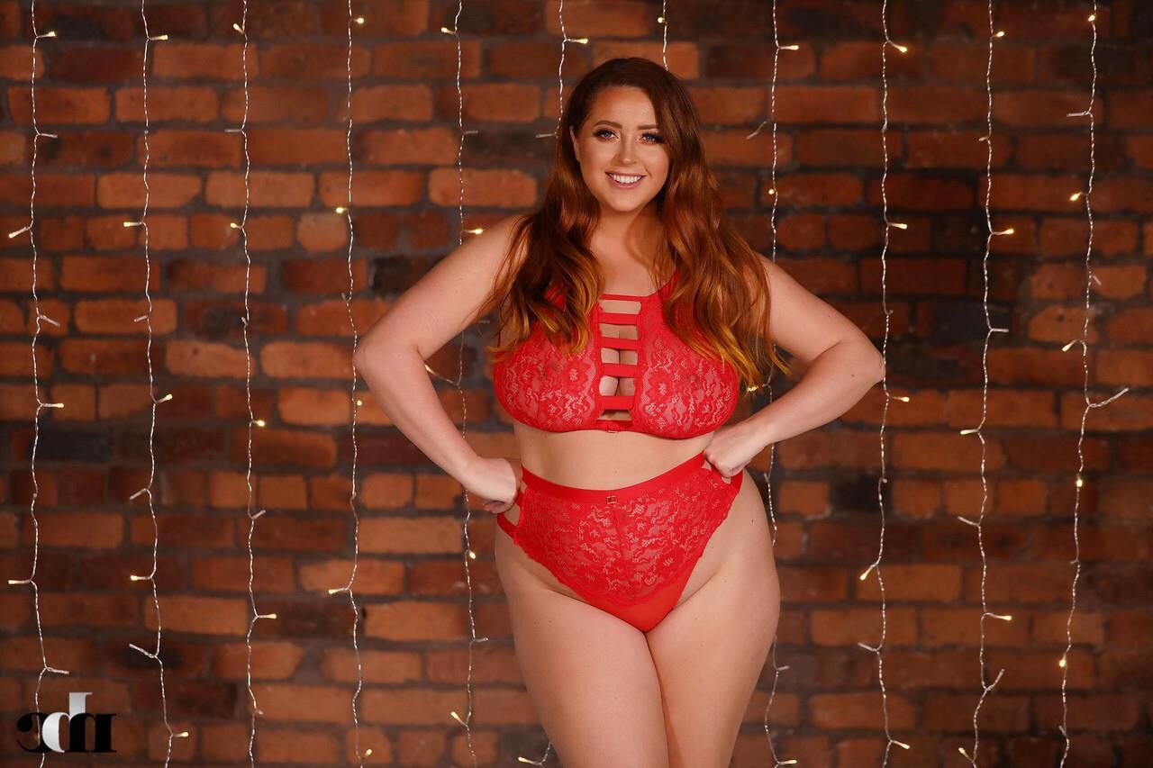 Busty Redhead Chubby Lucy Vixen [NBC] #