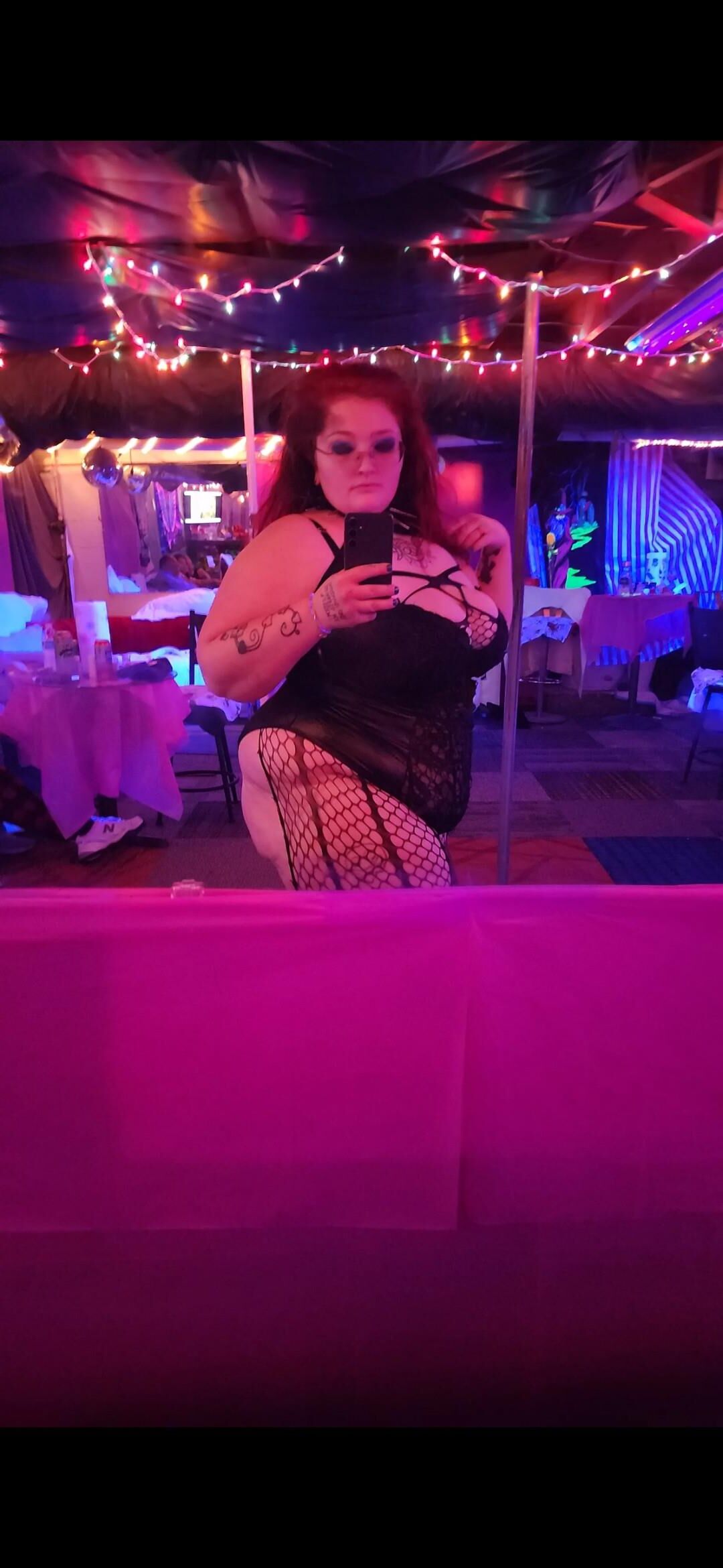Evilateddybequeen sur insta elle vend aussi
