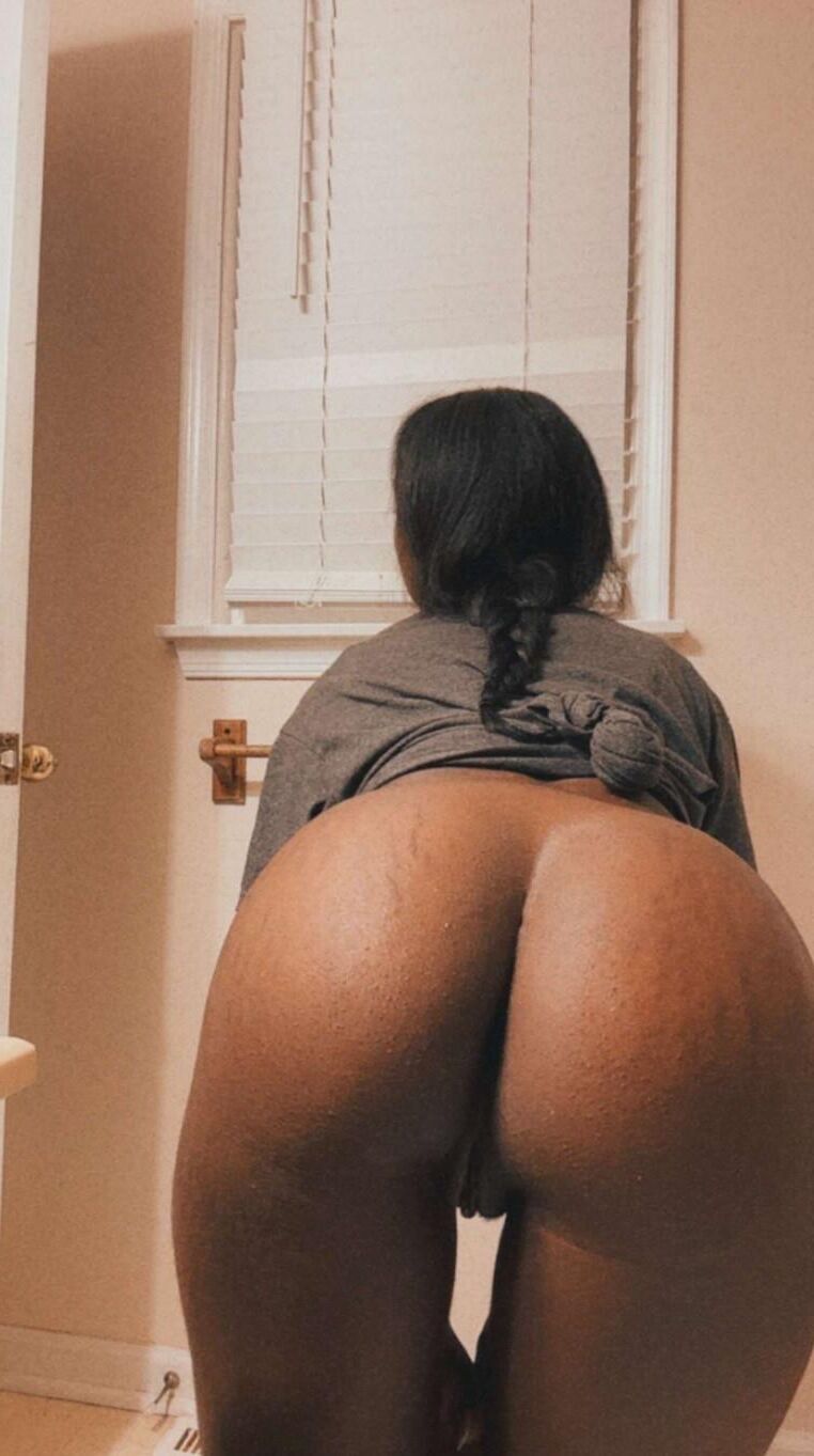Plus de houes du dimanche soir (mélange de nu privé)