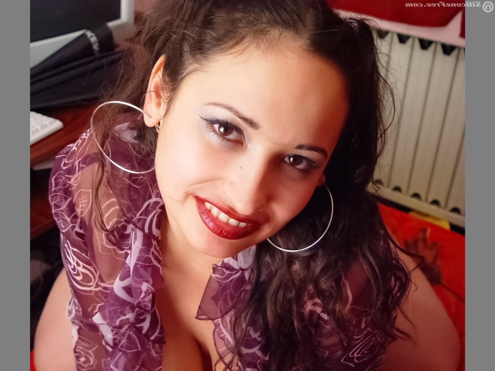 Nothing But MILFs . Zora. Plump and cuddly.