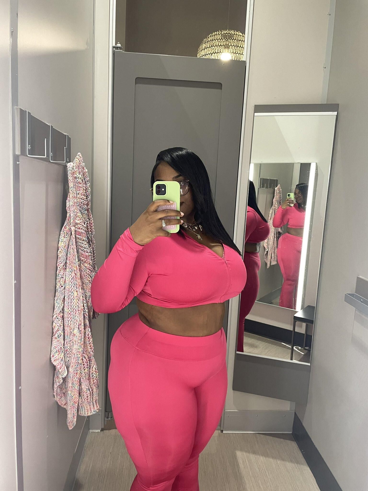BBWエボニーシャネルが無修正