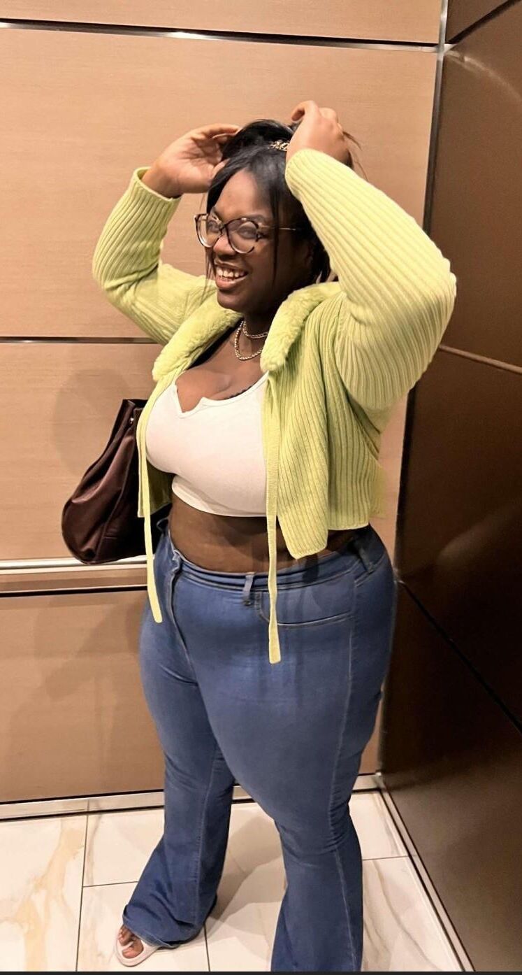 BBWエボニーシャネルが無修正