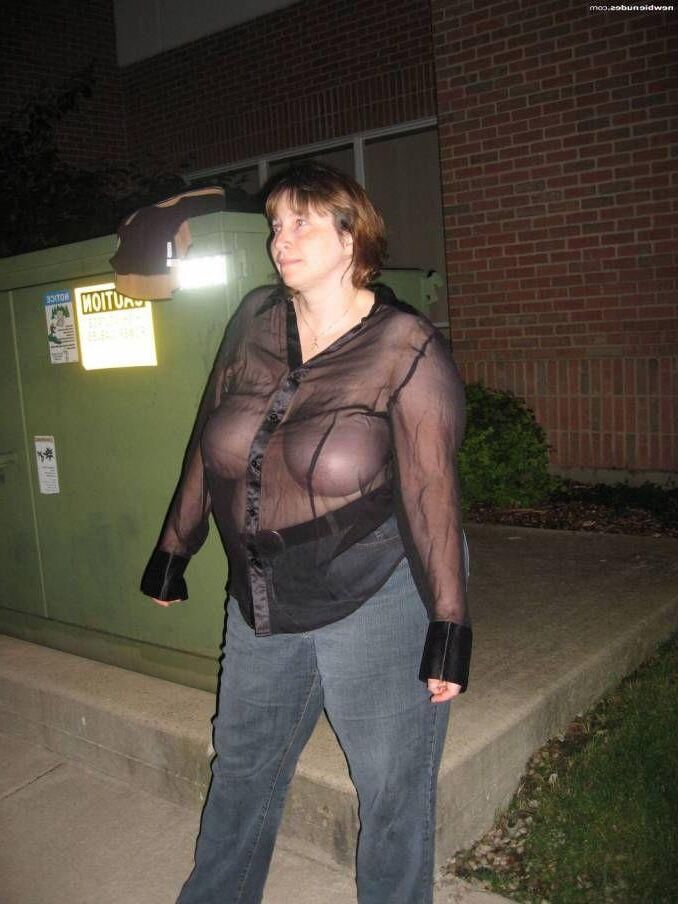 BBW MILF com peitos grandes