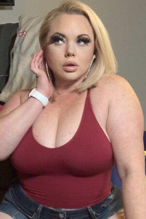 Katrina a noirci thicc
