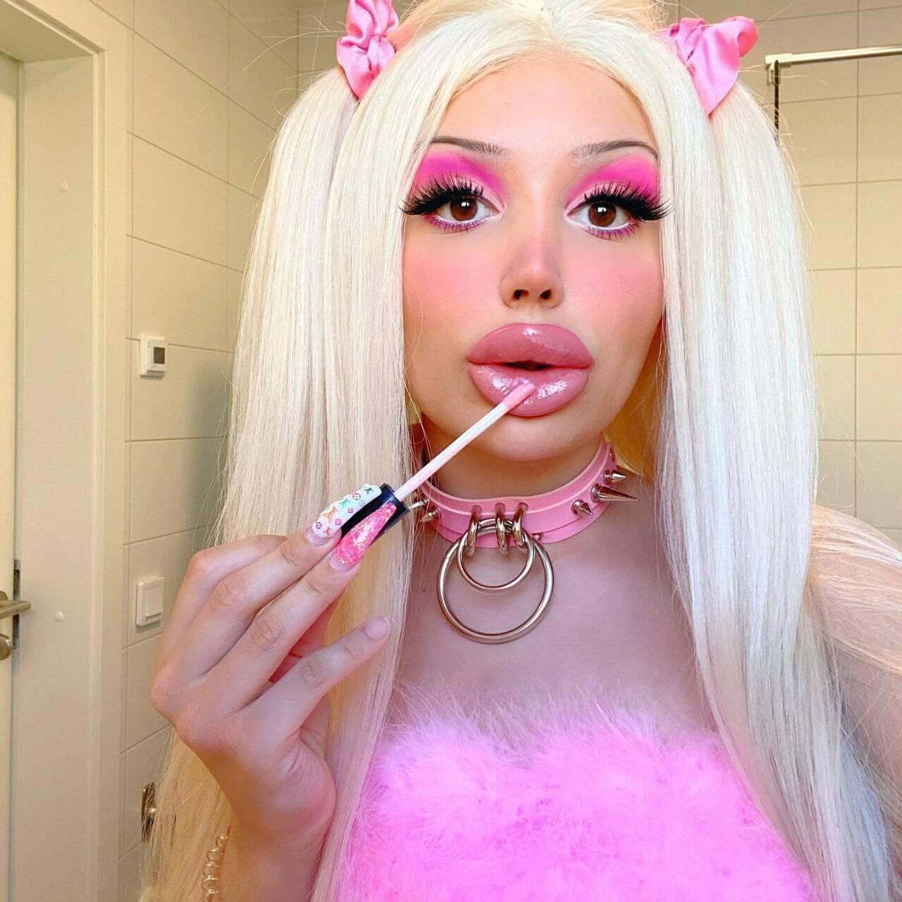 Bimbos chav bitches to stroke and drain our full balls so fast