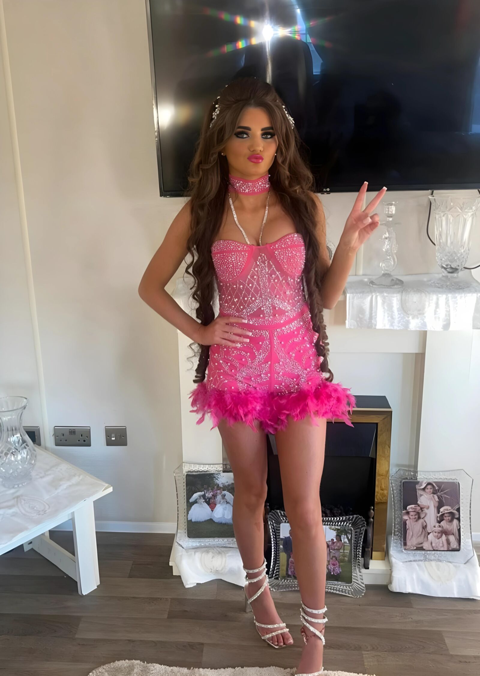 Bimbos chav bitches to stroke and drain our full balls so fast