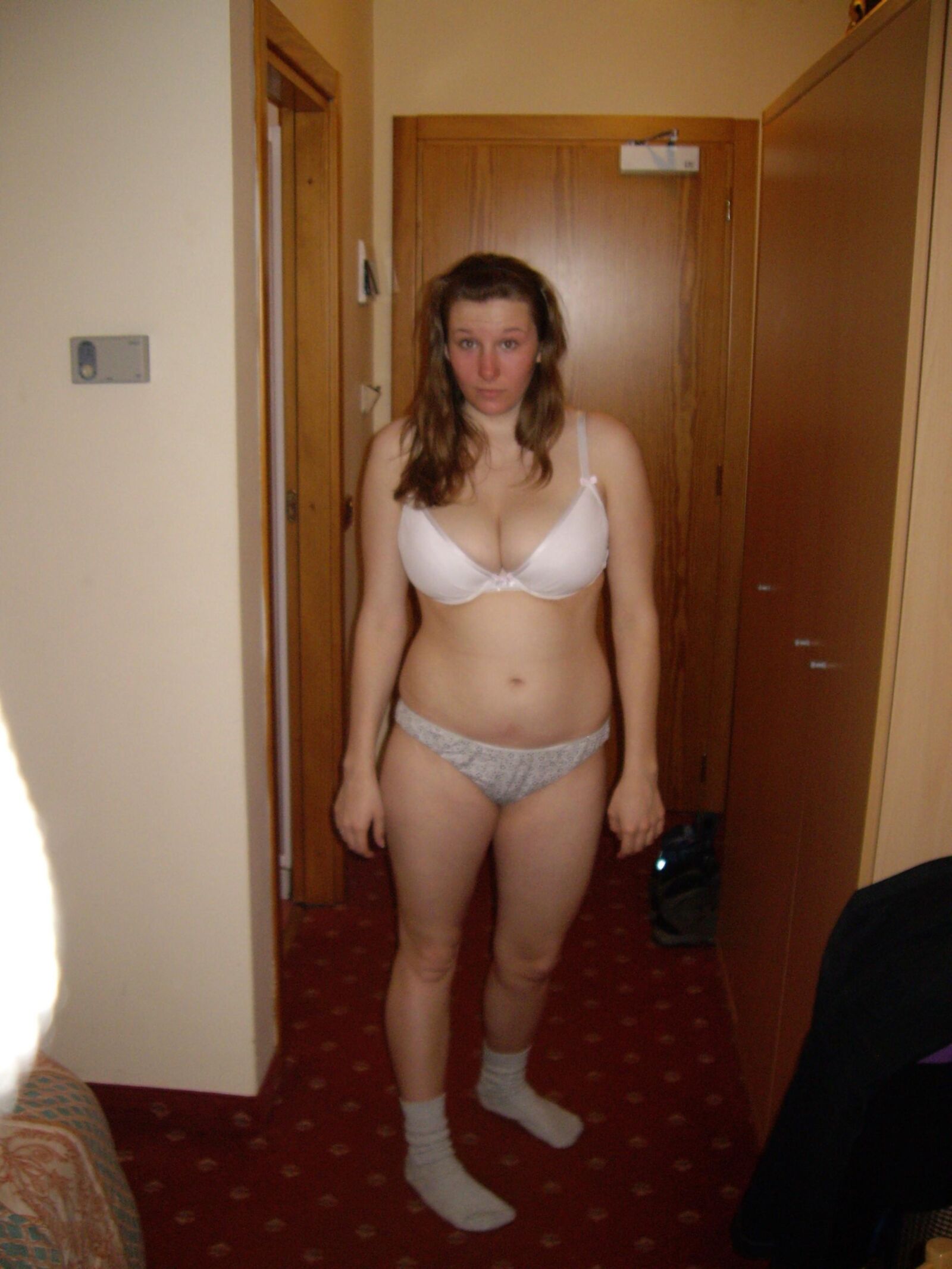 Bébé beurre avec de gros seins