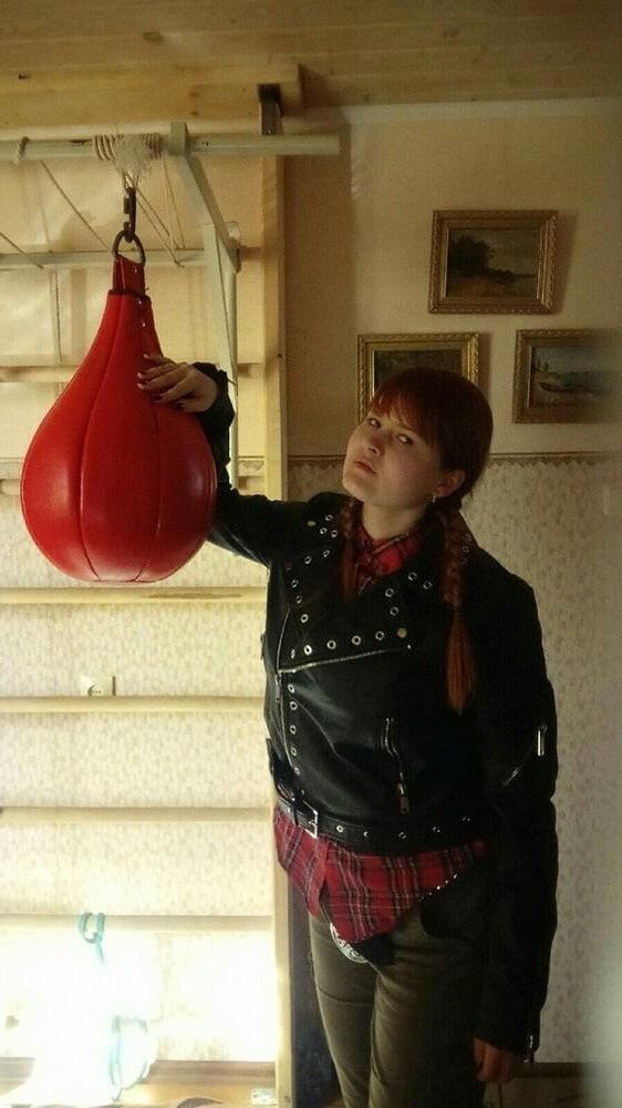 Ginger Teen Valeria de Moscú