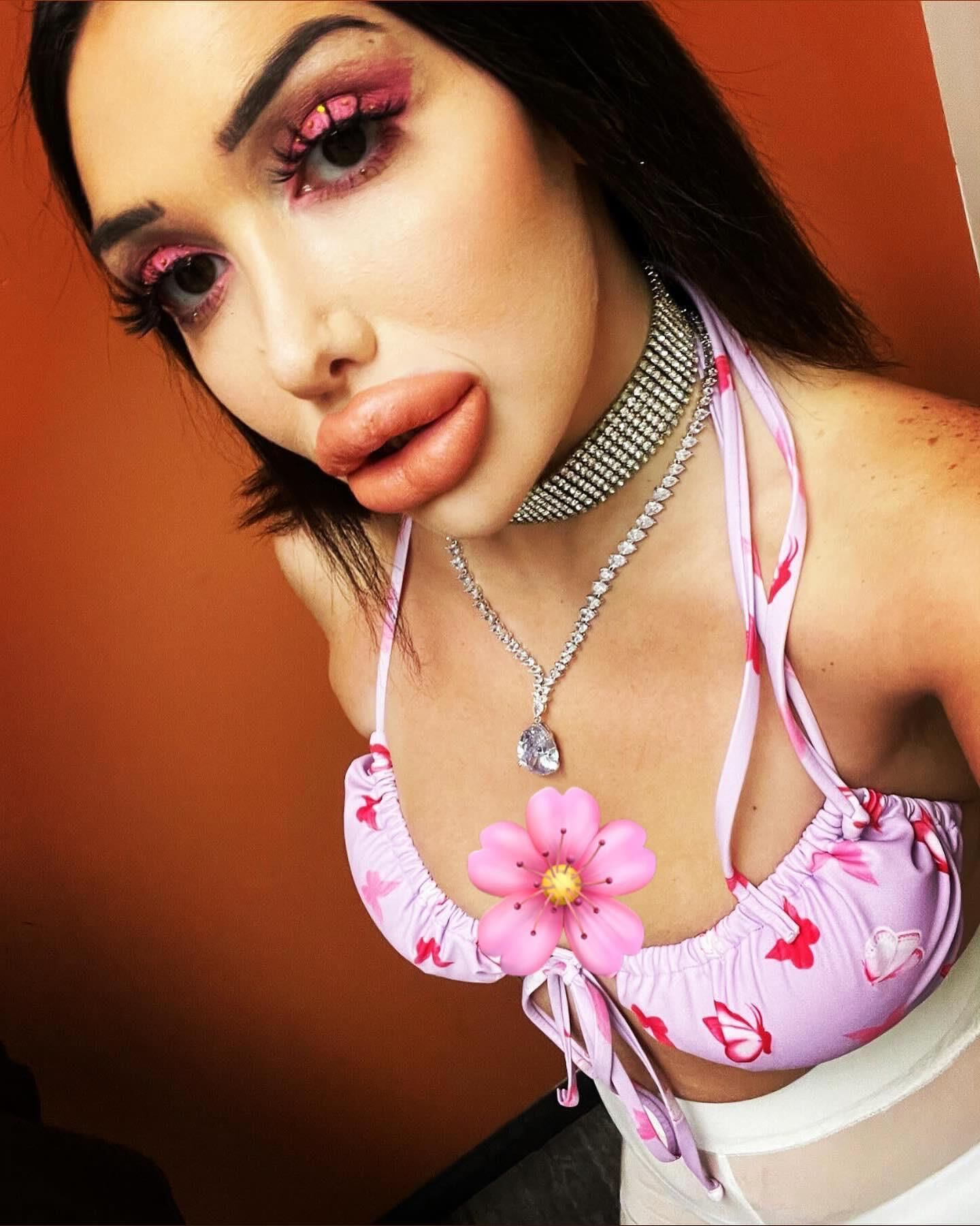 Bimbo lèvres déesse