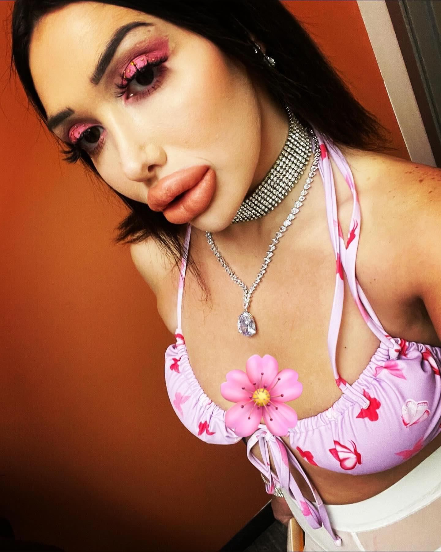 Bimbo lèvres déesse