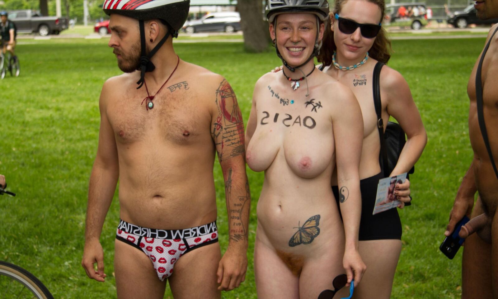 Les grands seins de la jeune Nanna