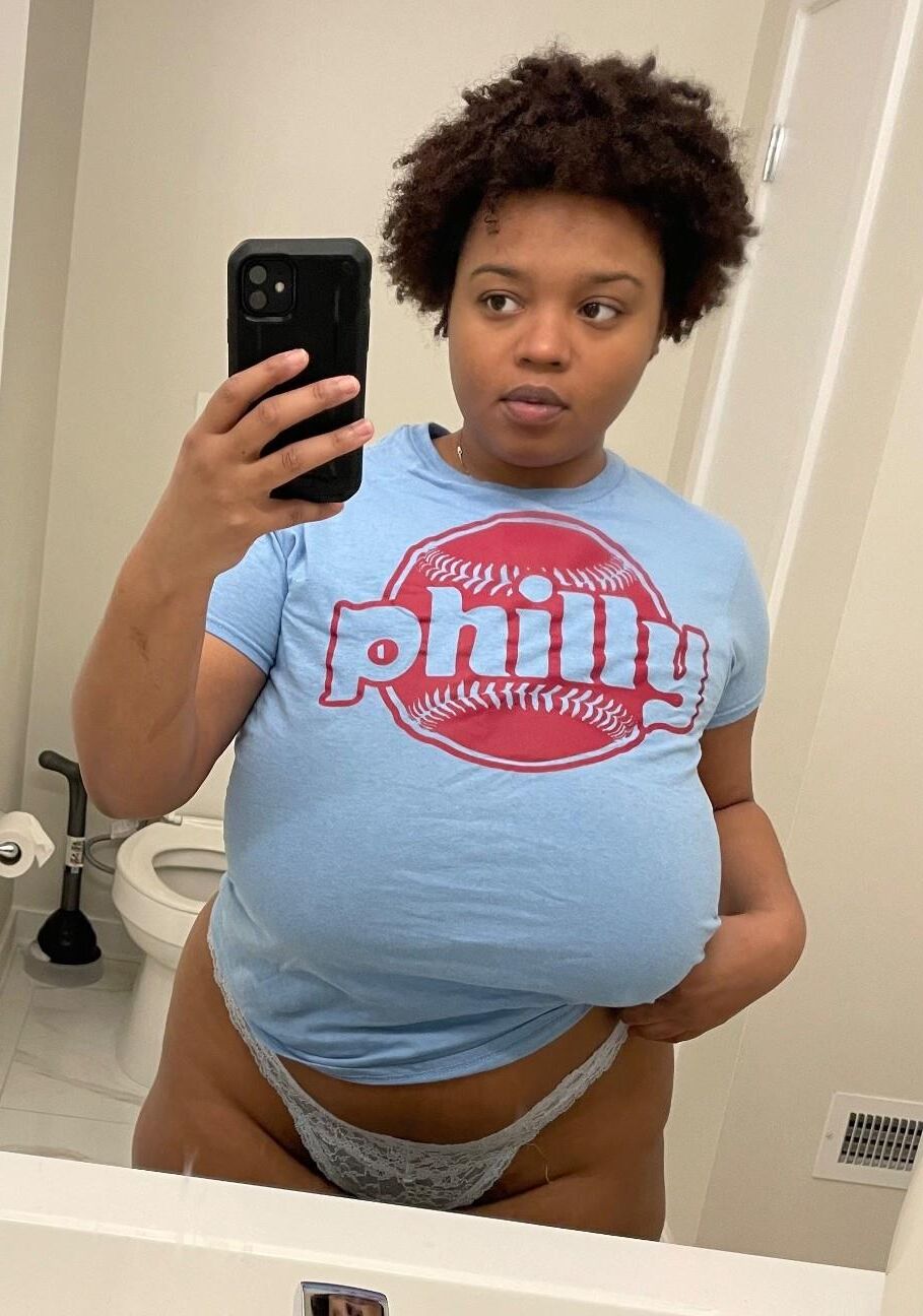 New Big Tits Huge Areola Hairy Pussy Ebony Marie 