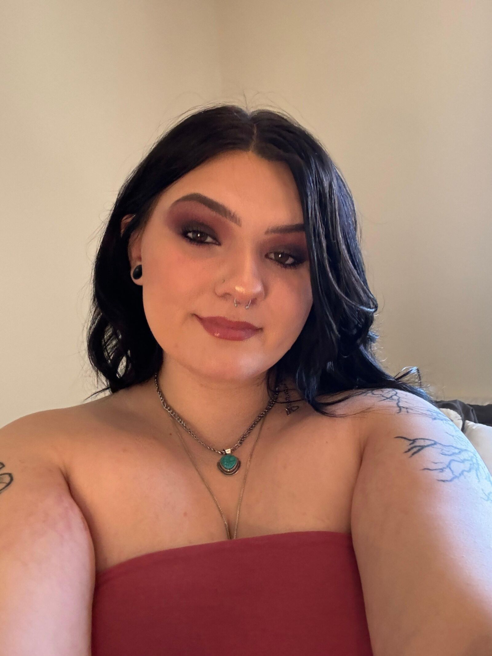 Renea Big Ass Big Boobs brunette bbw fille mixtes