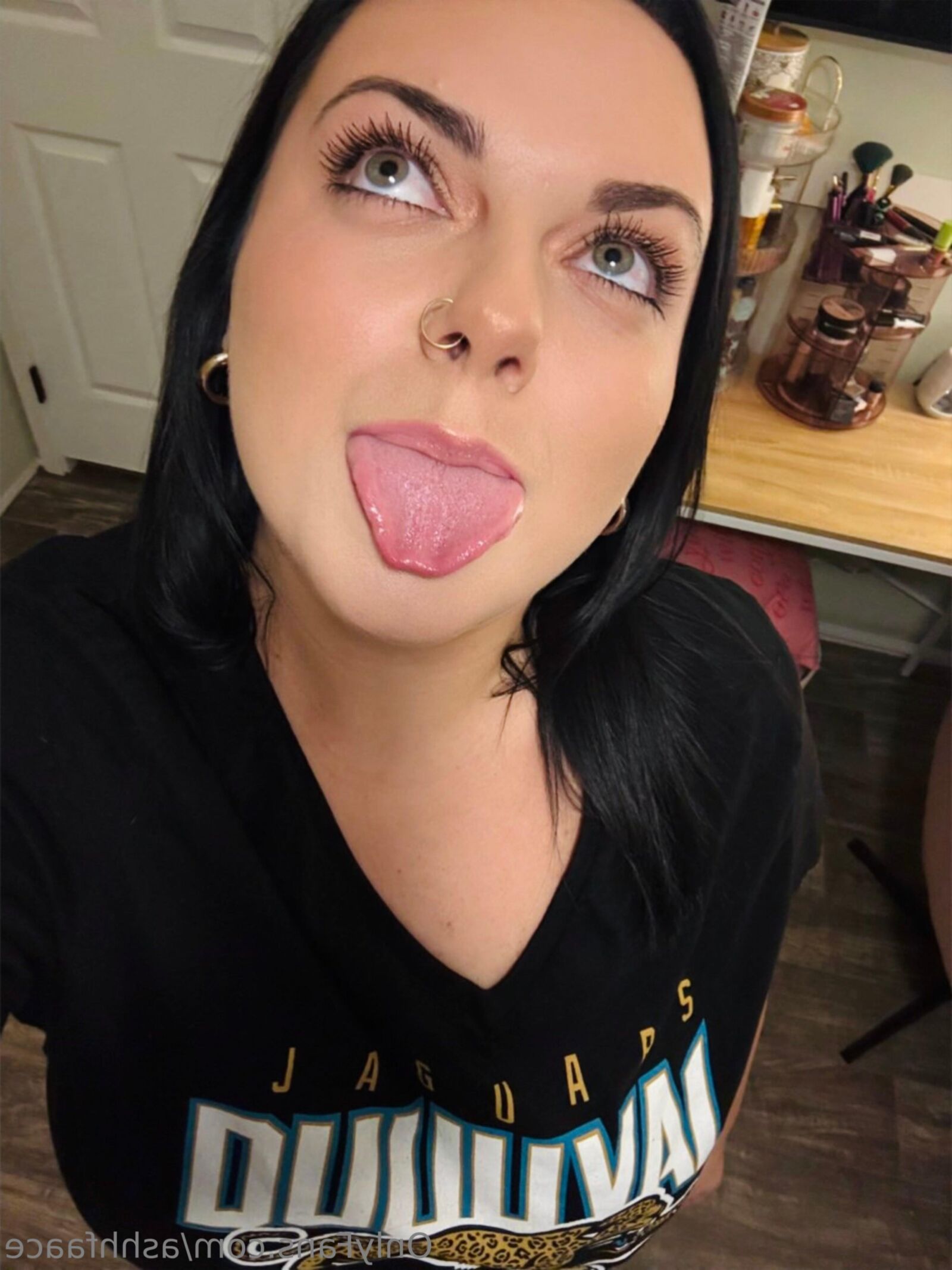 Ashtyn enormes tetas grandes culo magnífico