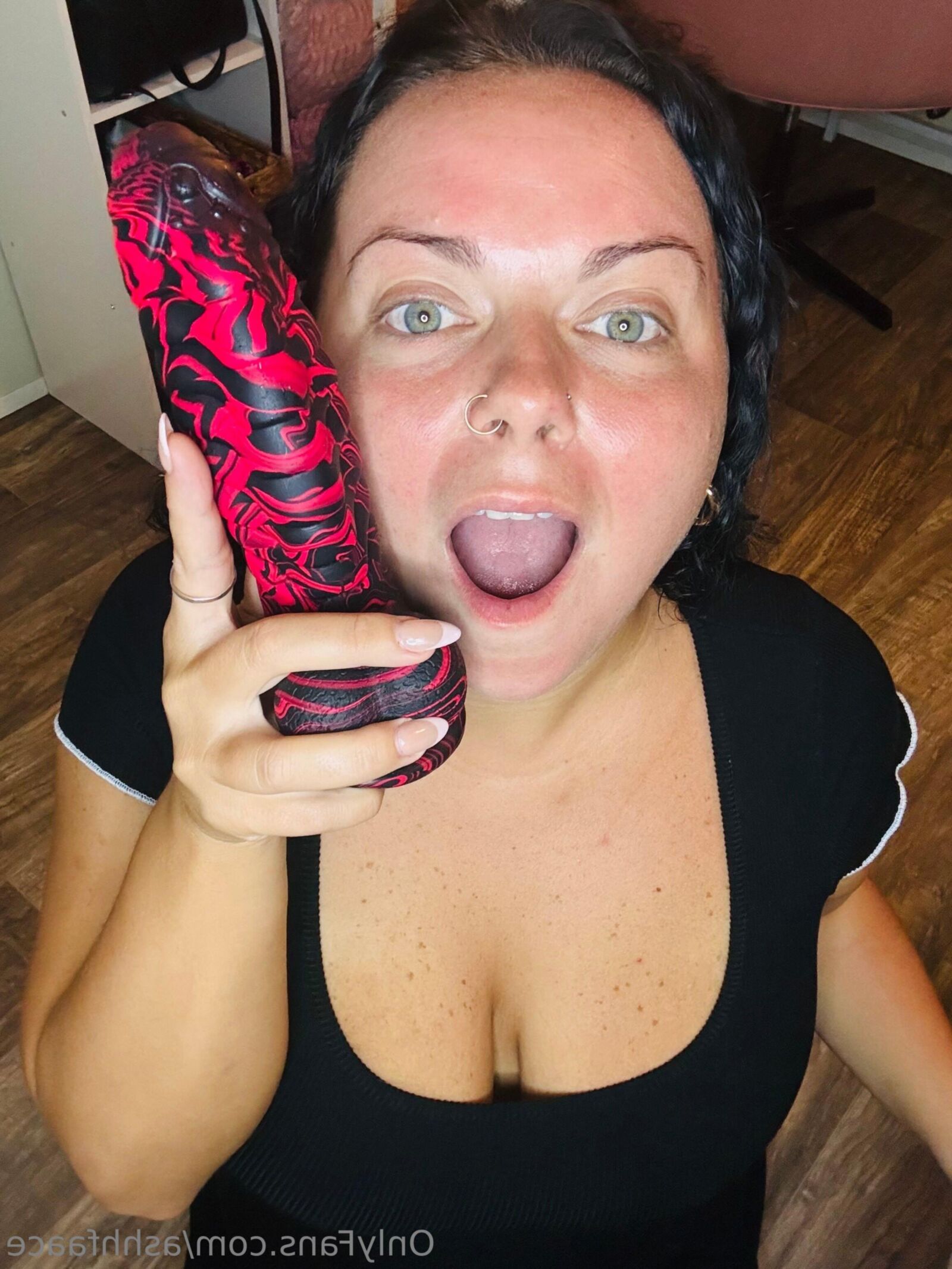 Ashtyn enormes tetas grandes culo magnífico