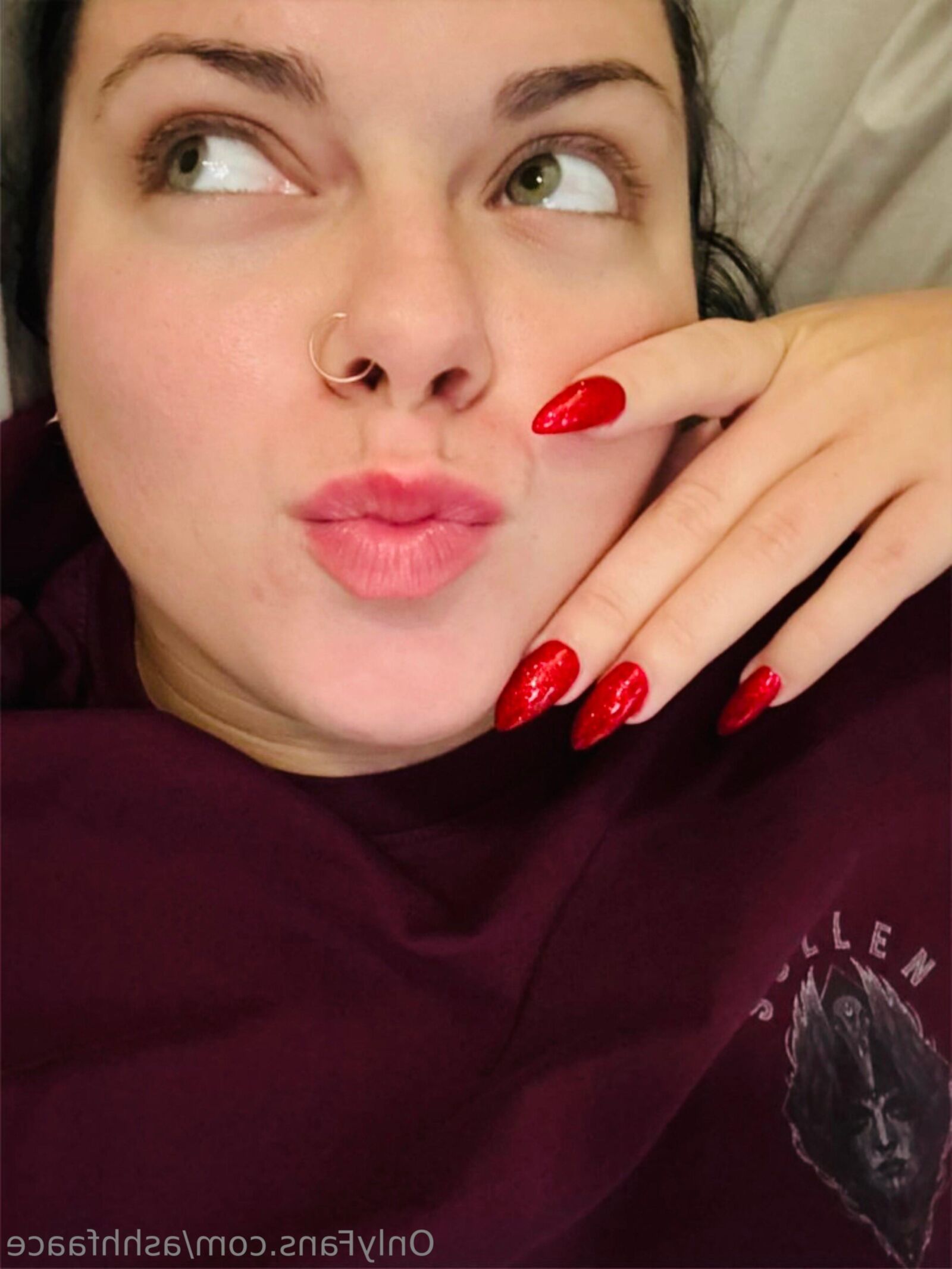 Ashtyn enormes tetas grandes culo magnífico