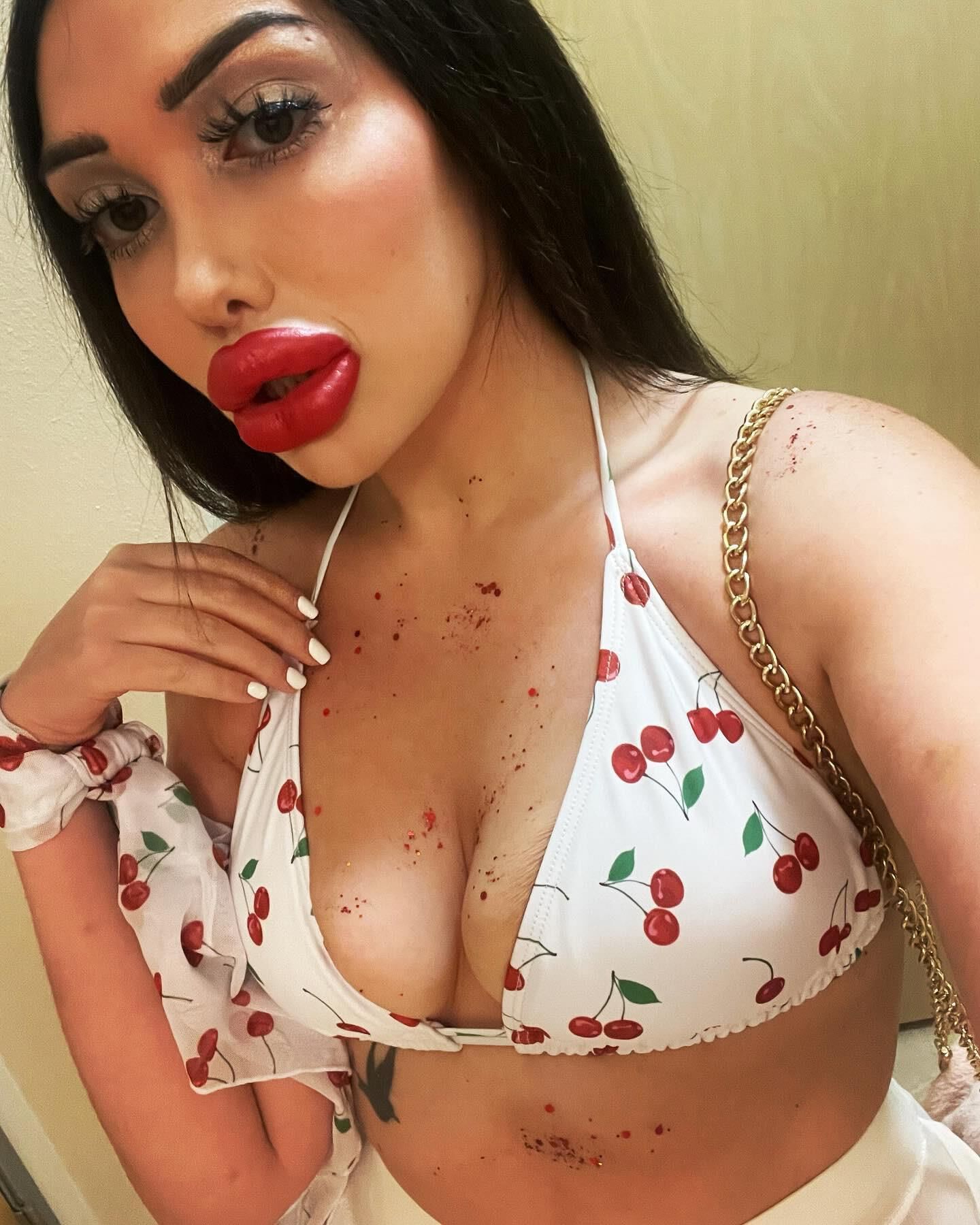 Bimbo lèvres déesse