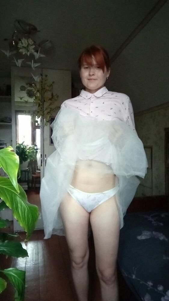 Ginger Teen Valeria de Moscú