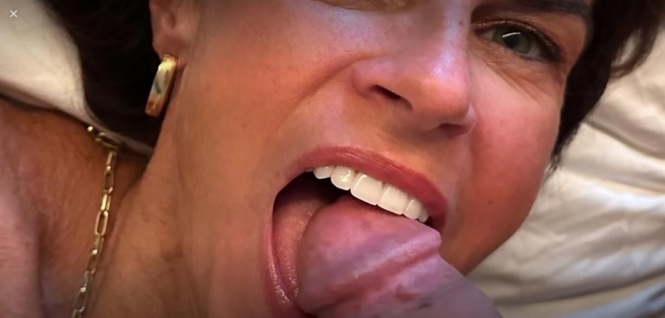 Milf Mary Screen Shots
