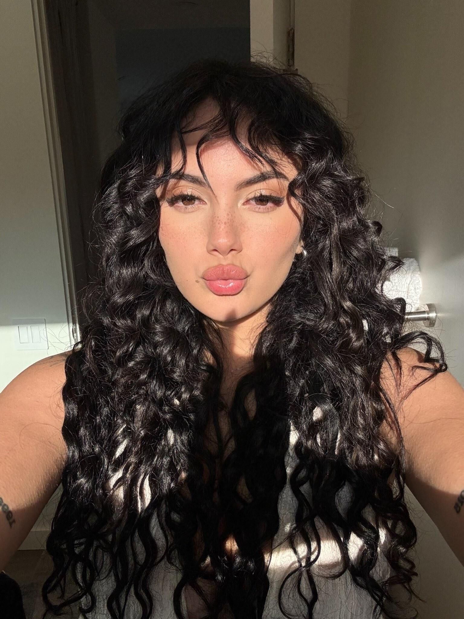 Nika Big Ass Boobs Beauty Latina Brunette Girl Mixed Hot Shots