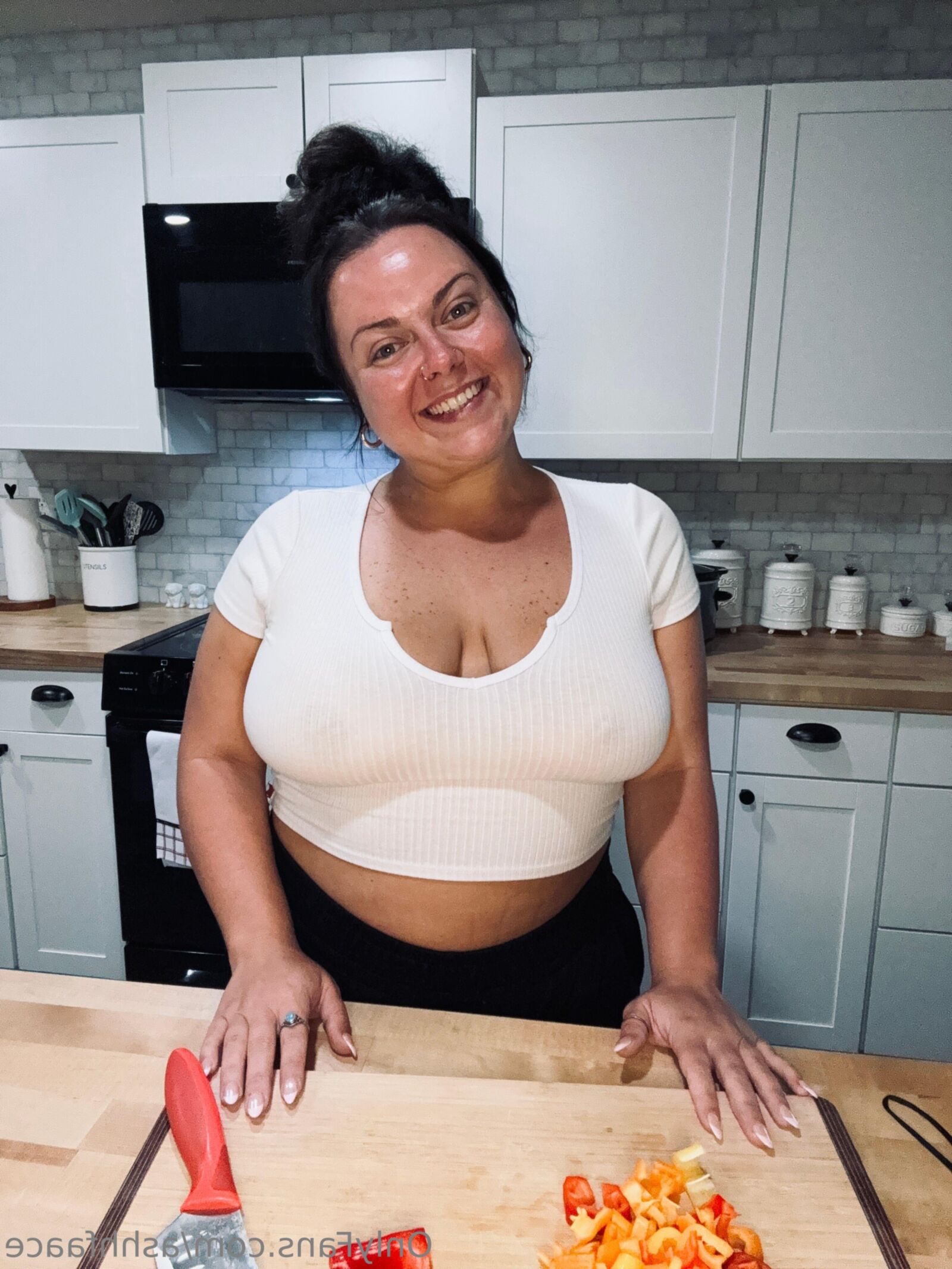 Ashtyn enormes tetas grandes culo magnífico