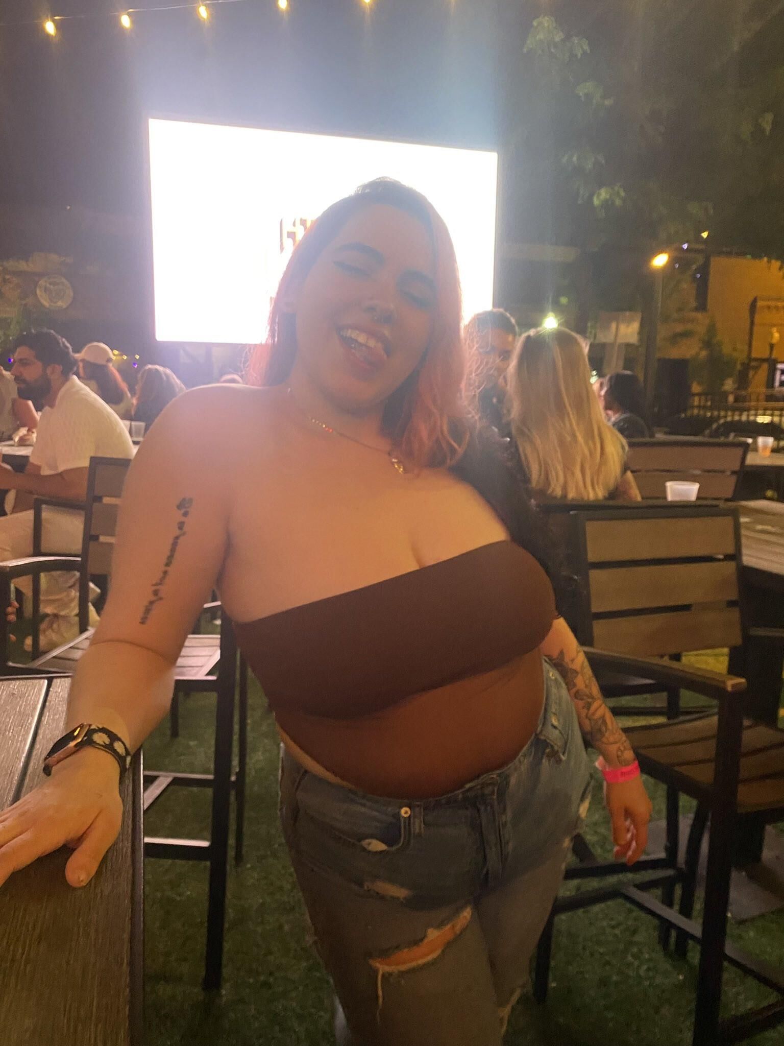 Dani seins énormes Big Ass Beauty BBW Girl latino