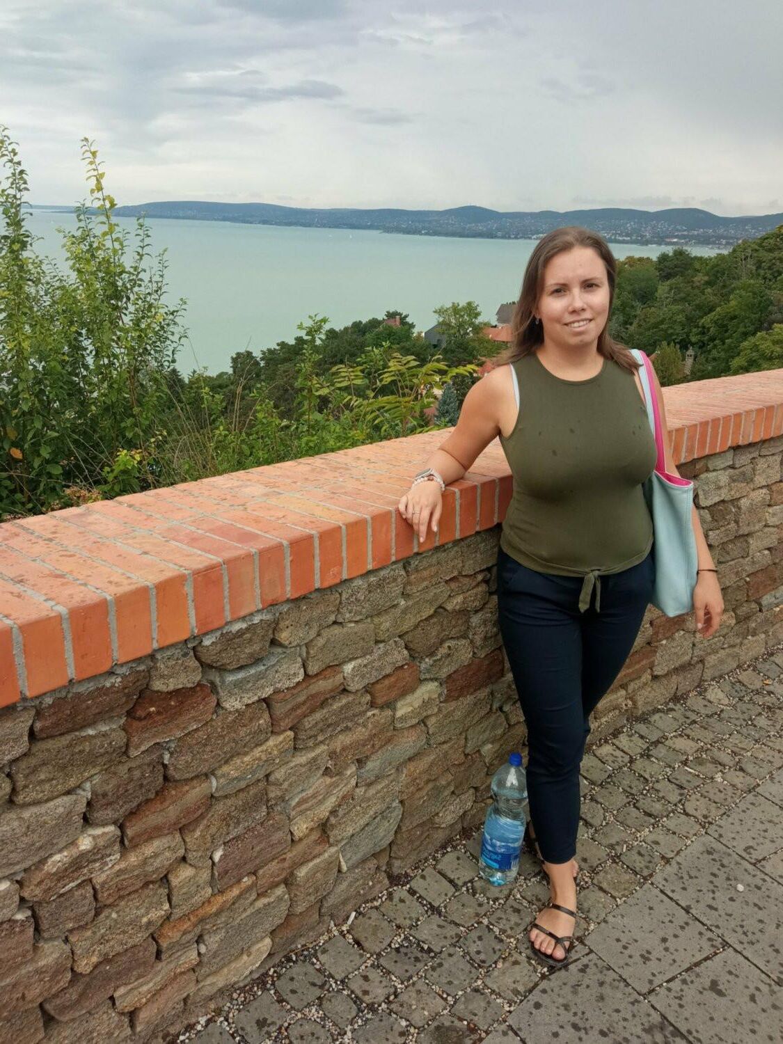 Petra húngaro Milf gordita tetona