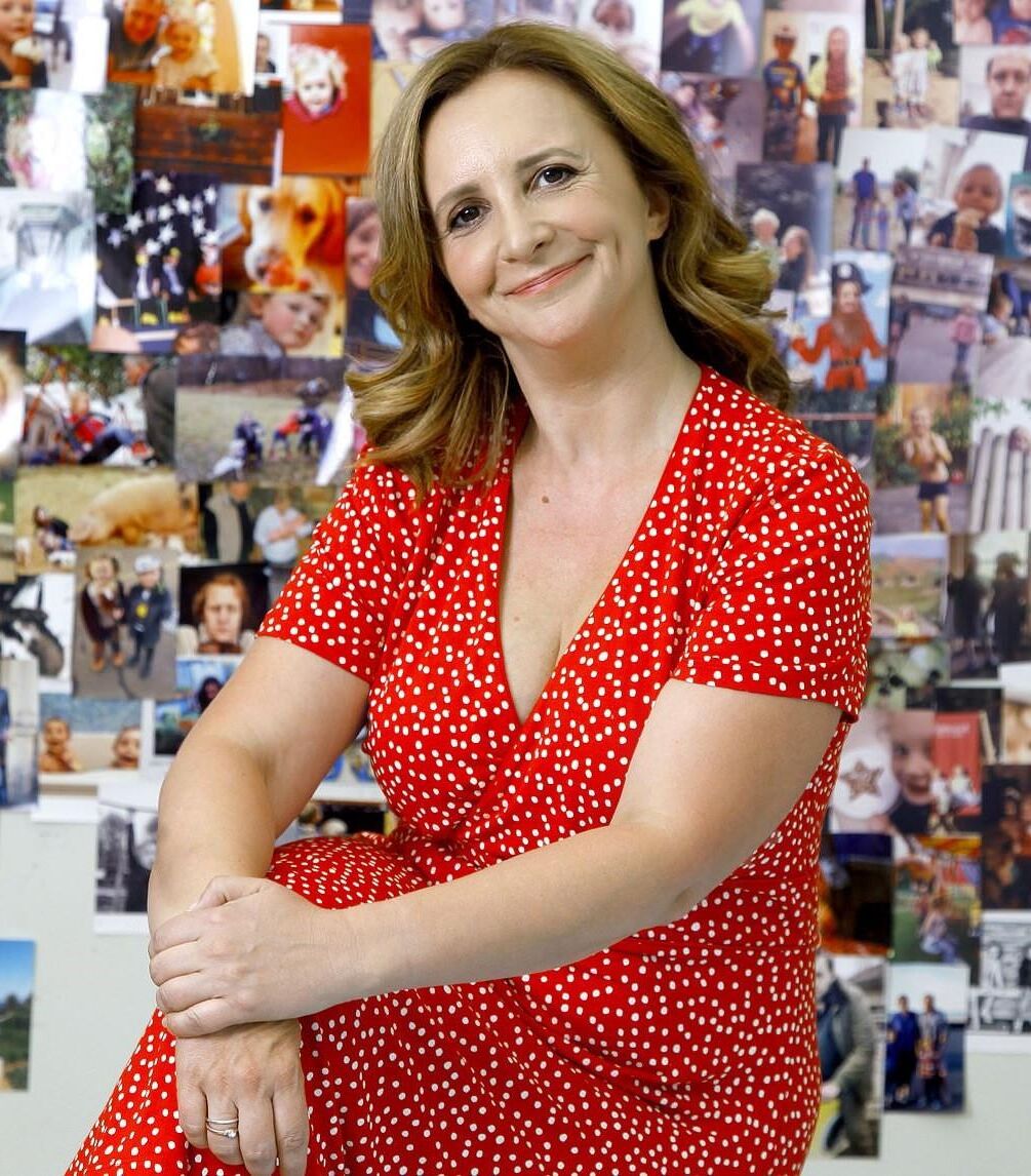 Lucy Porter Pocket Size MILF
