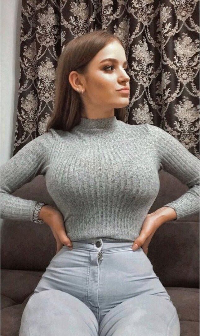 Busty Women 