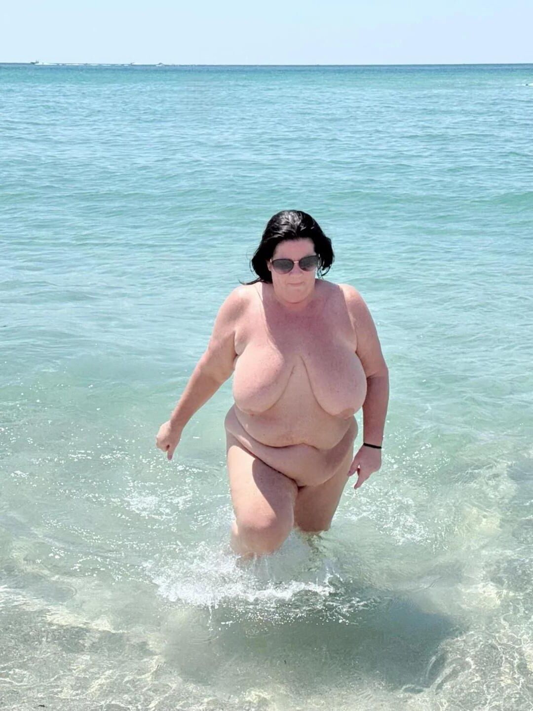 極端なBBWママのおっぱい
