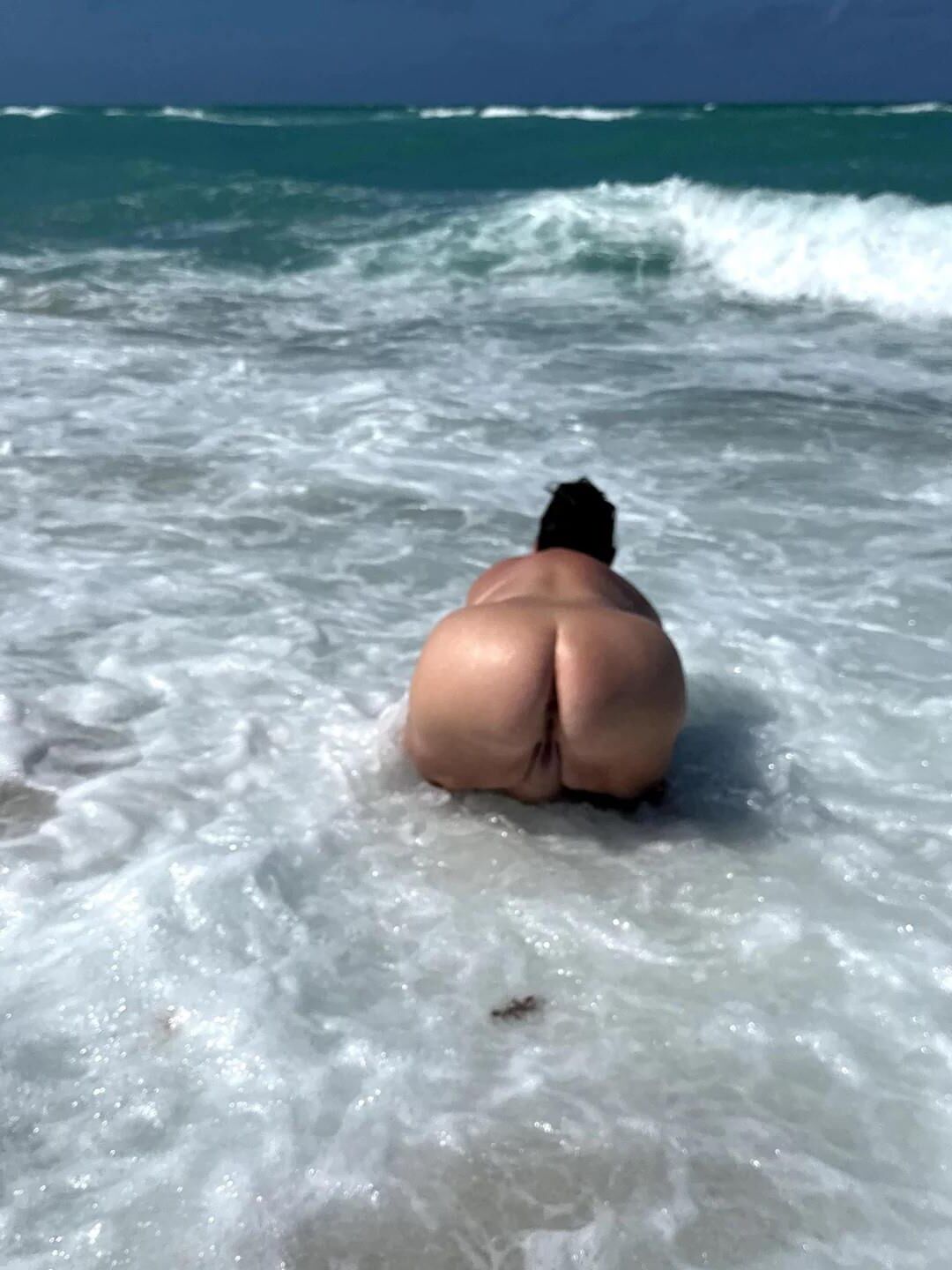 極端なBBWママのおっぱい