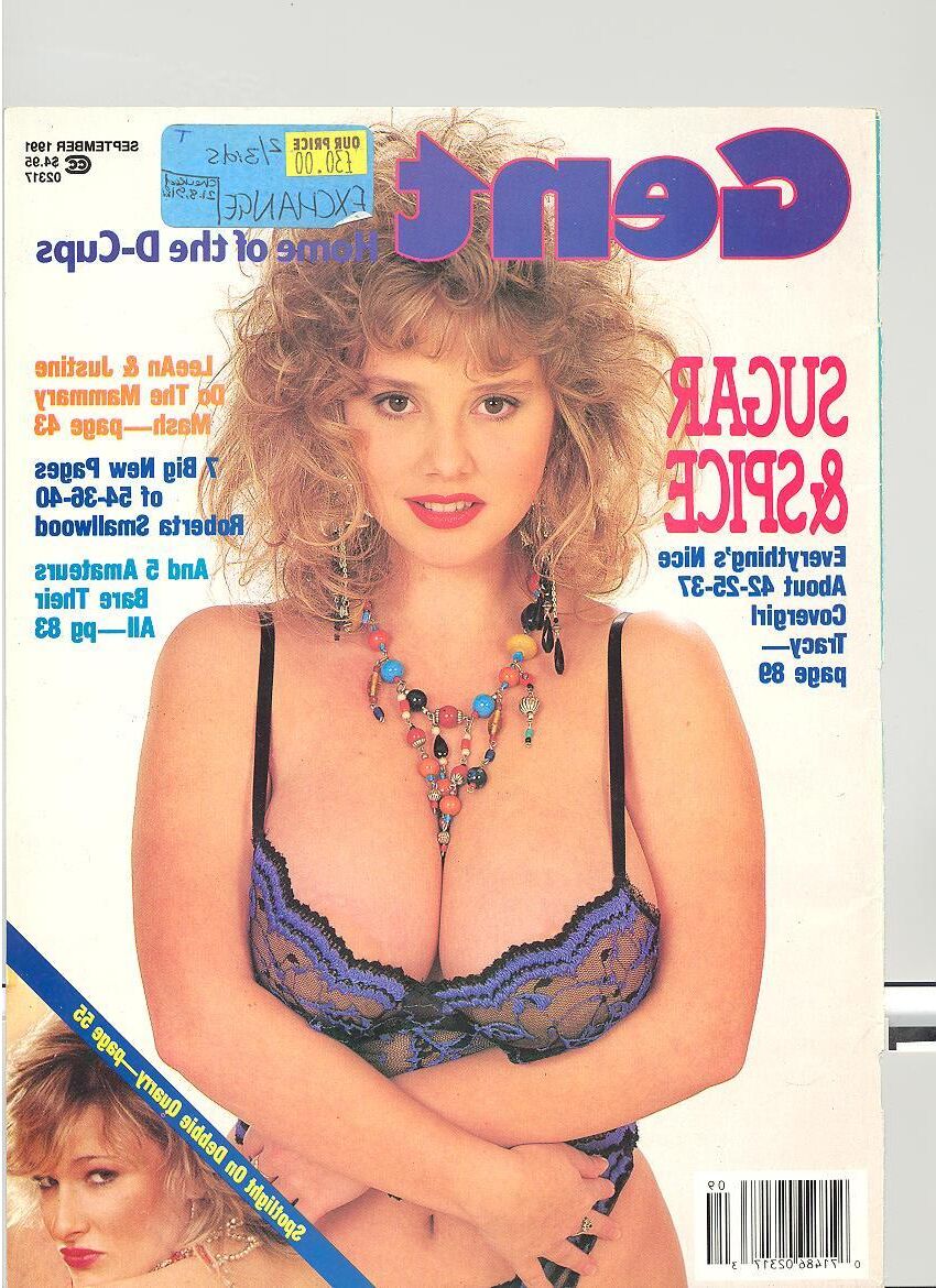 A coleção de revistas Baregirl de um pervertido