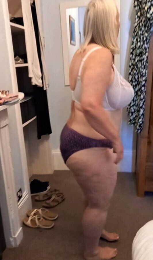 dicker Gilf Edith